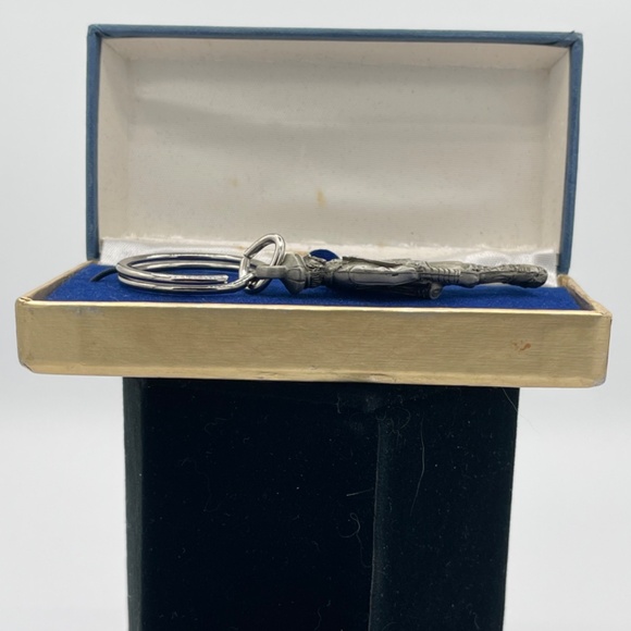 Vintage FORT Pewter Key Chain English Male Golfer Original Gift Box - Picture 11 of 11